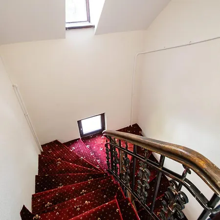 Apartment Echo Spacious Two *
